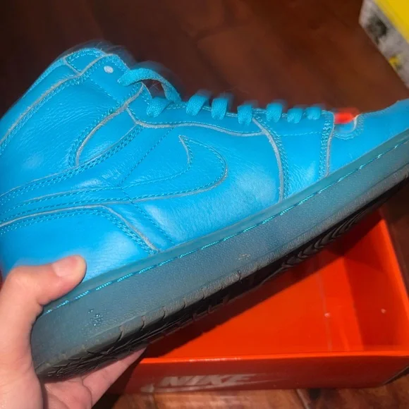Air Jordan 1 Retro High OG G8RD Blue Lagoon